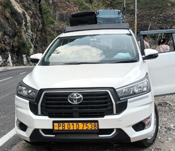 Innova Crysta